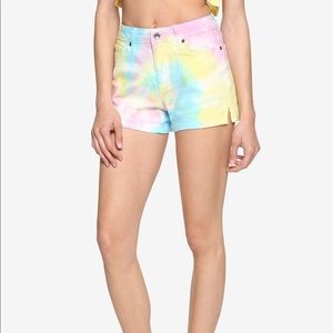 NWT Hot Topic High Rise Shorts